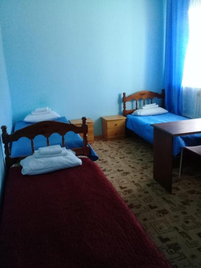 Mini-Hotel Kuznechik Dmitriyev-Lgovskiy 外观 照片